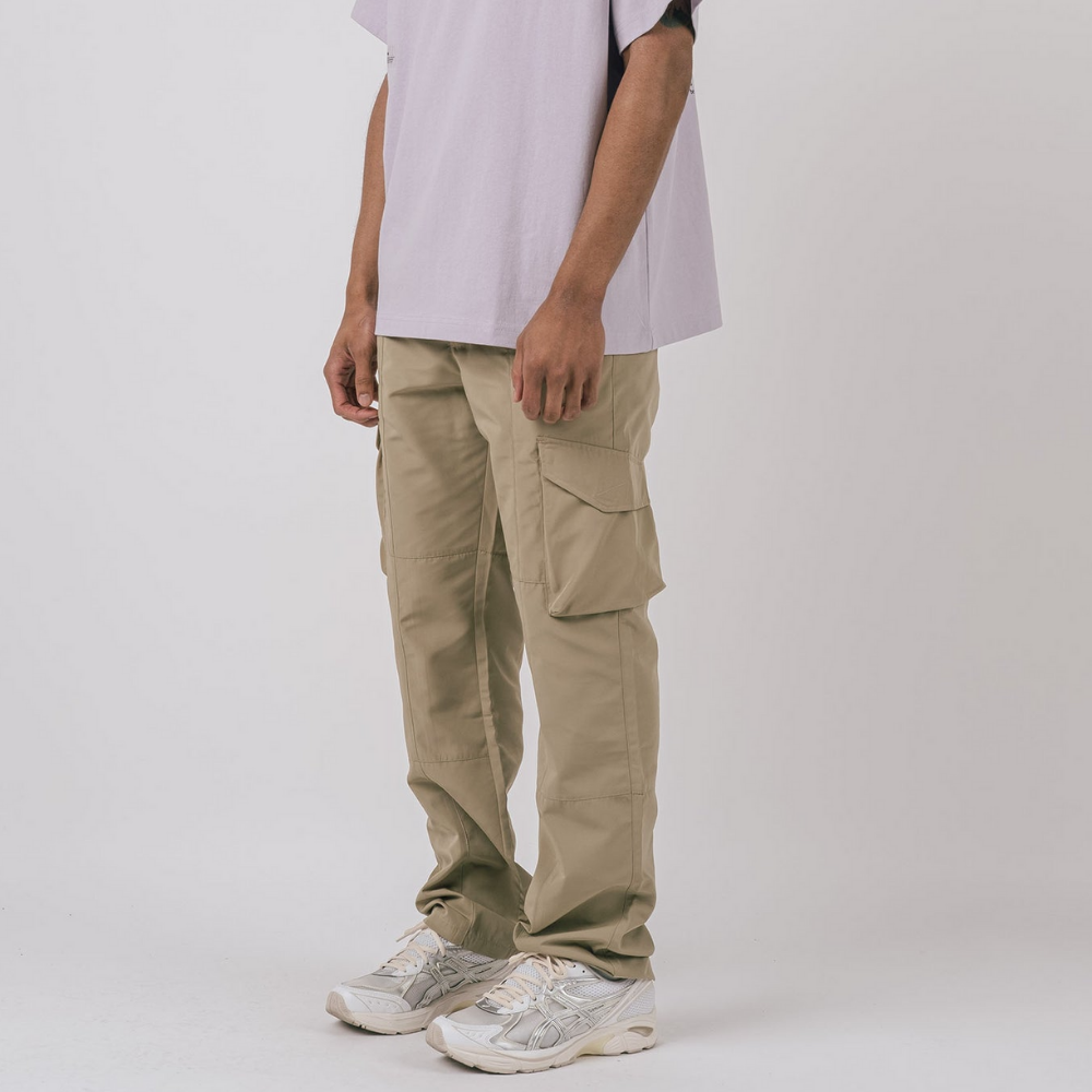 STUDENTS GOLF - STUDENTS GOLF Men's Marvel Technical Nylon Pants - The Agora Bangkok
